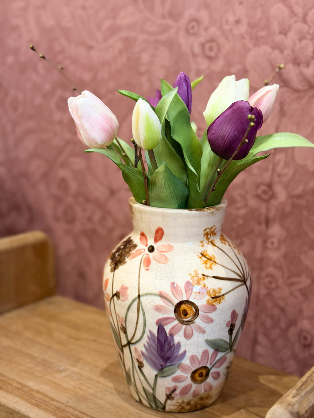 Vaas bloemen geschilderd, foto 2