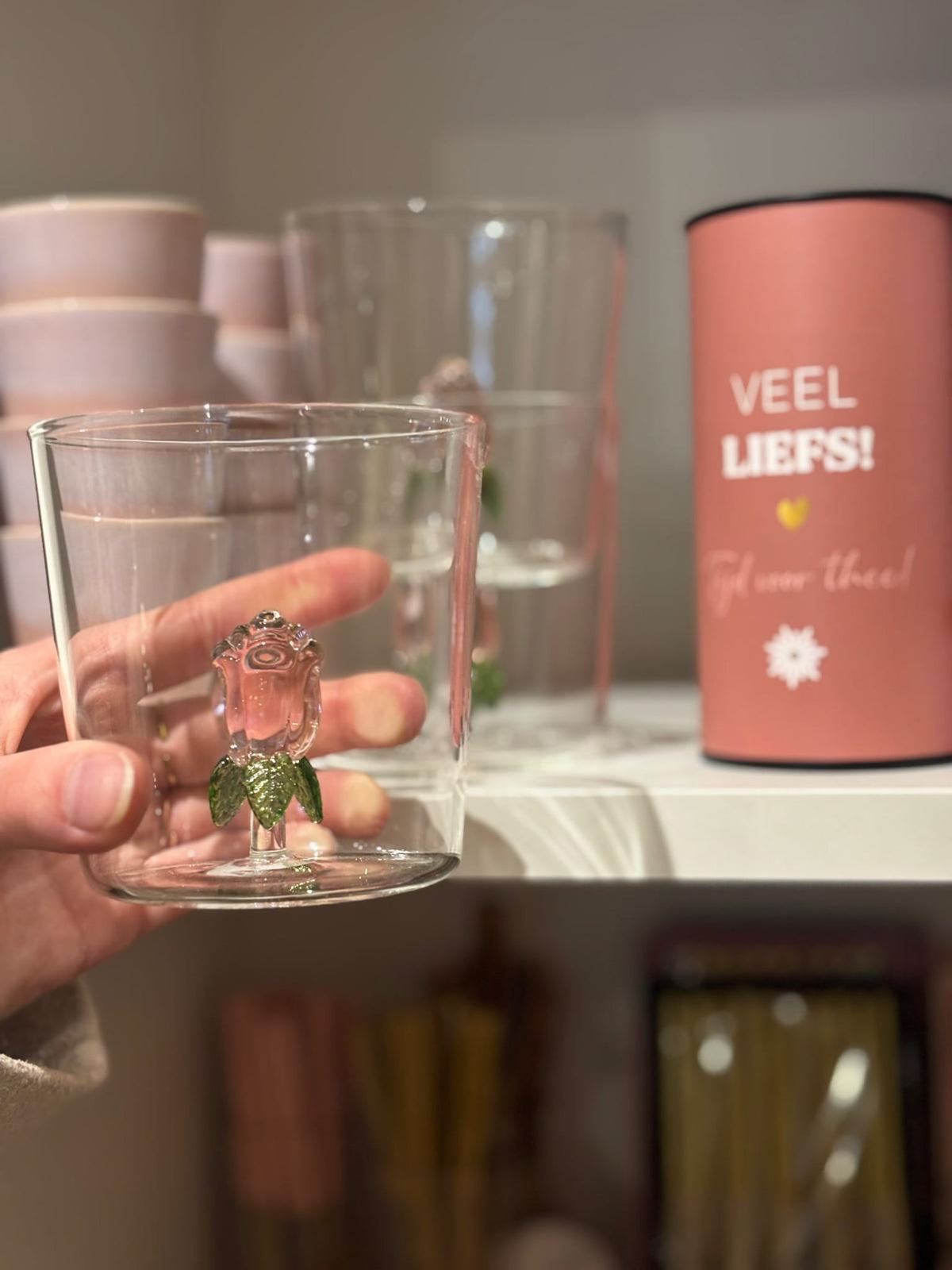 Glas roos, foto 2