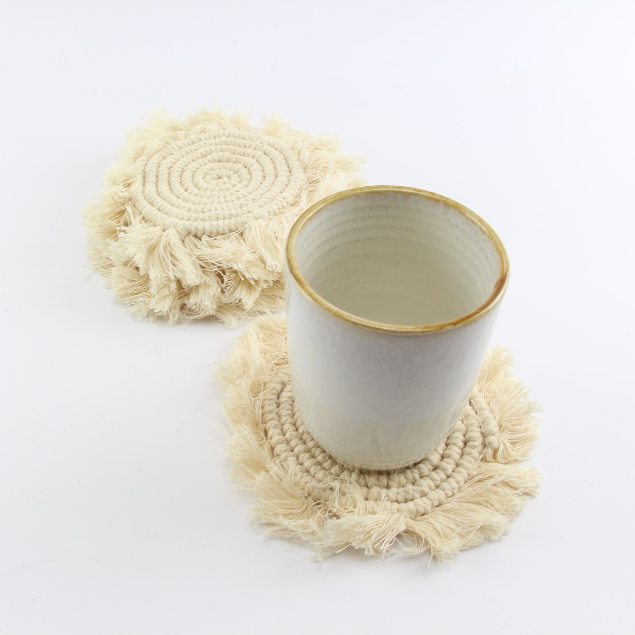 Onderzetters macram&eacute; set van 4 - Loeks nice product foto 1445 min - 1068