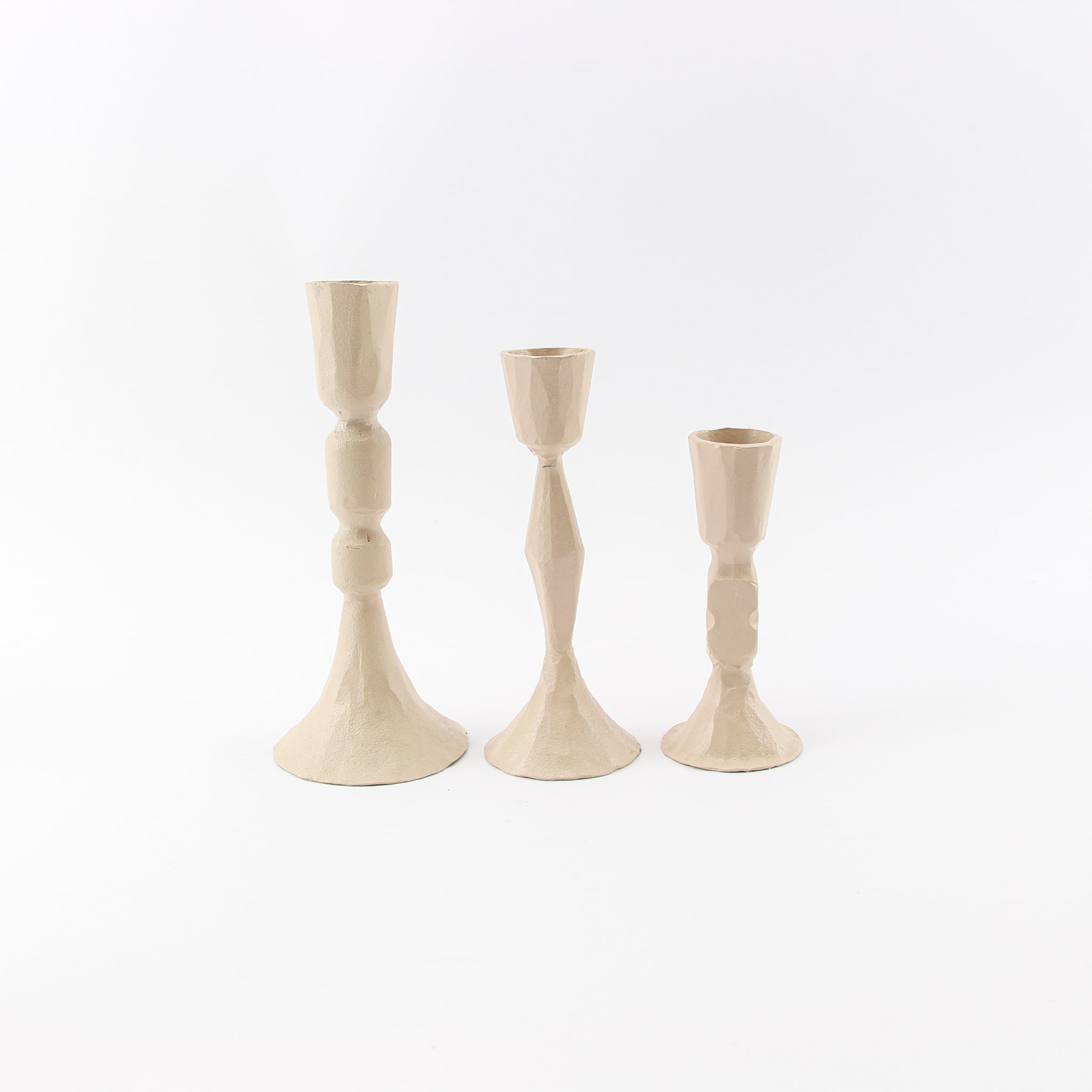 Metalen kandelaar beige - Loeks nice product foto 1710 min 1 - 8223 (1)